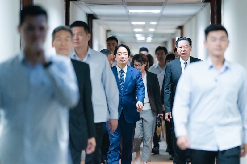 準總統賴清德大有「還沒上任就跛腳」的態勢。圖/中央社