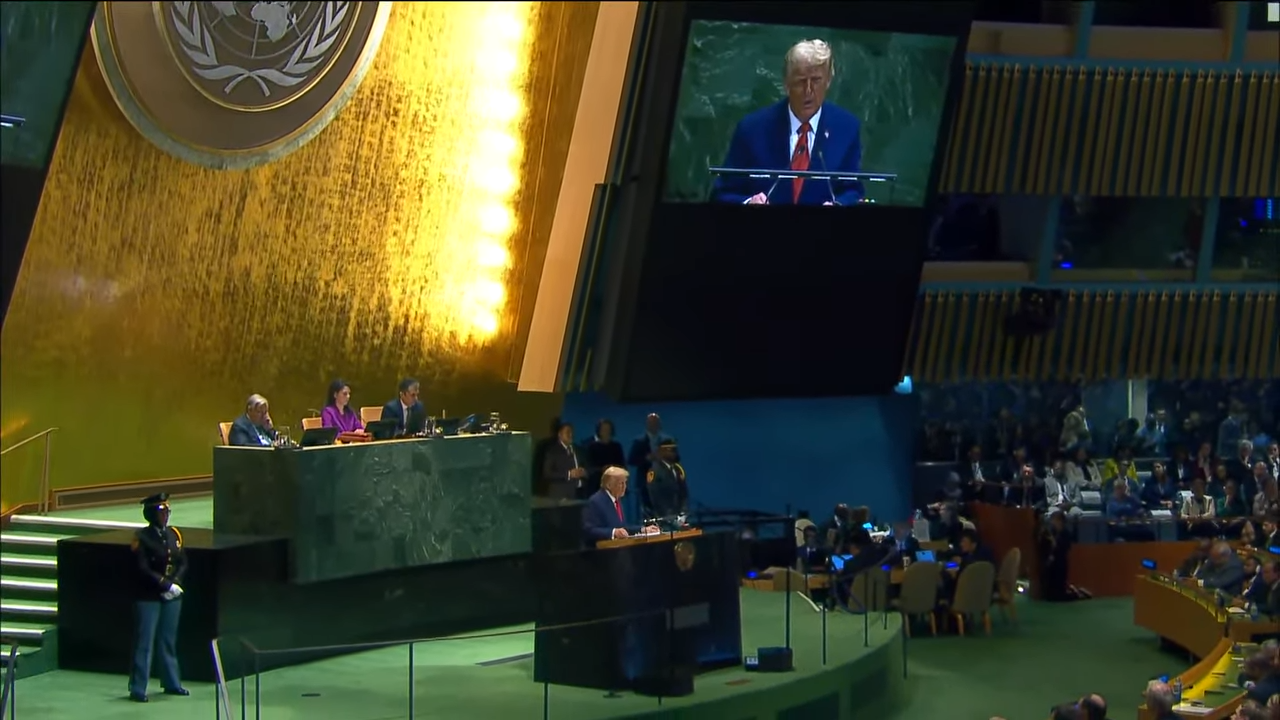 川普在聯合國大會發表談話。圖/取自聯合國《YouTube》官方頻道