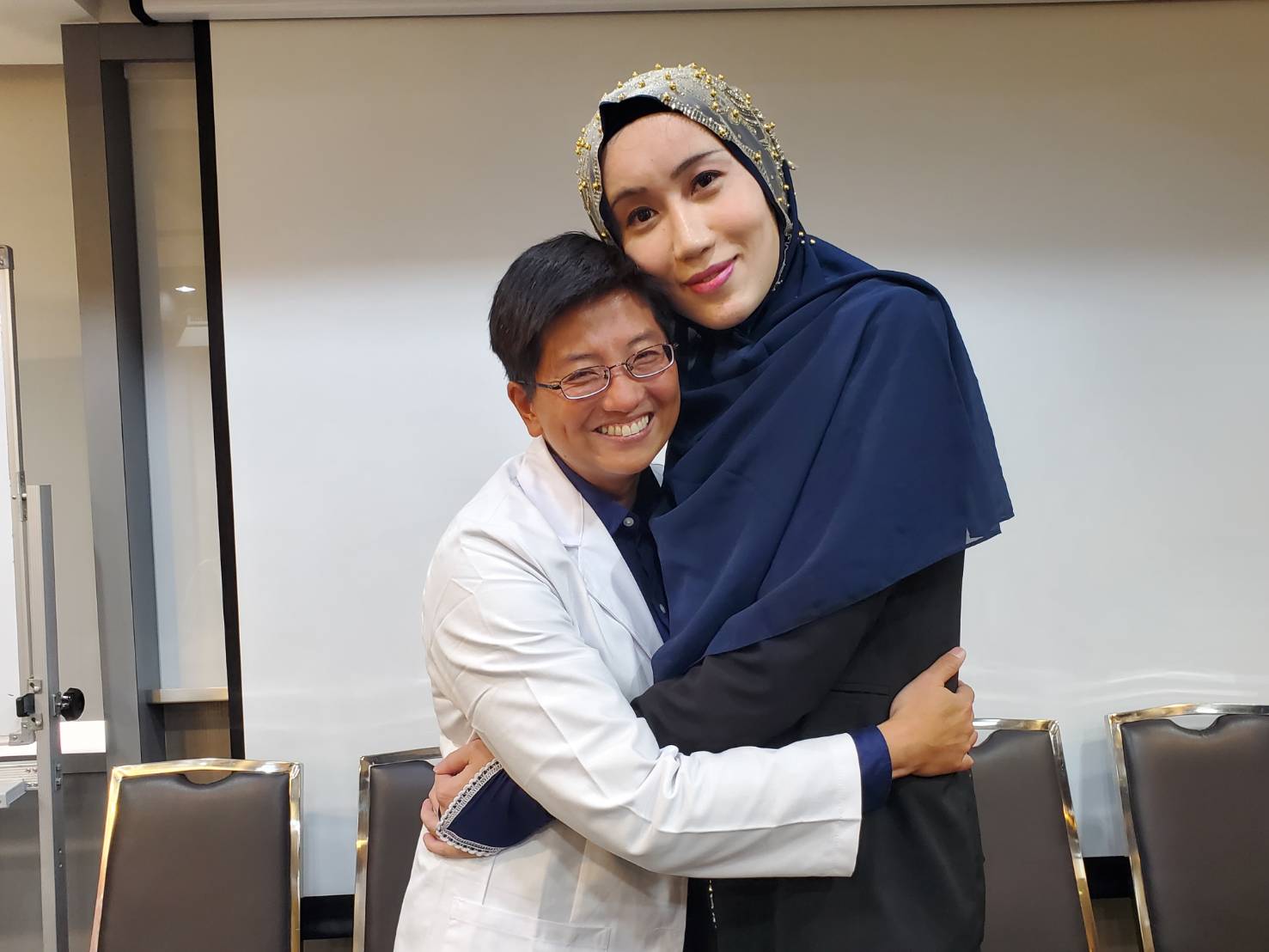 琳子很感謝長庚胡瀞暄醫師助她完整女兒身。圖/長庚提供