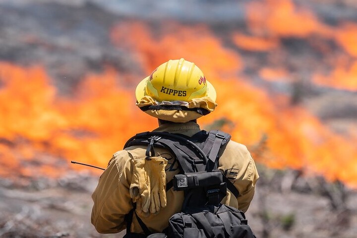 加州爆發大規模野火。圖/取字Cai Fire官方《推特》