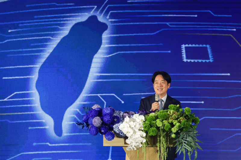 賴清德總統13日提出台灣面對五大國安威脅以及17項因應策略,圖為賴清德當日晚間出席由外交部在台北美福飯店舉辦的114年度春宴。圖/中央社