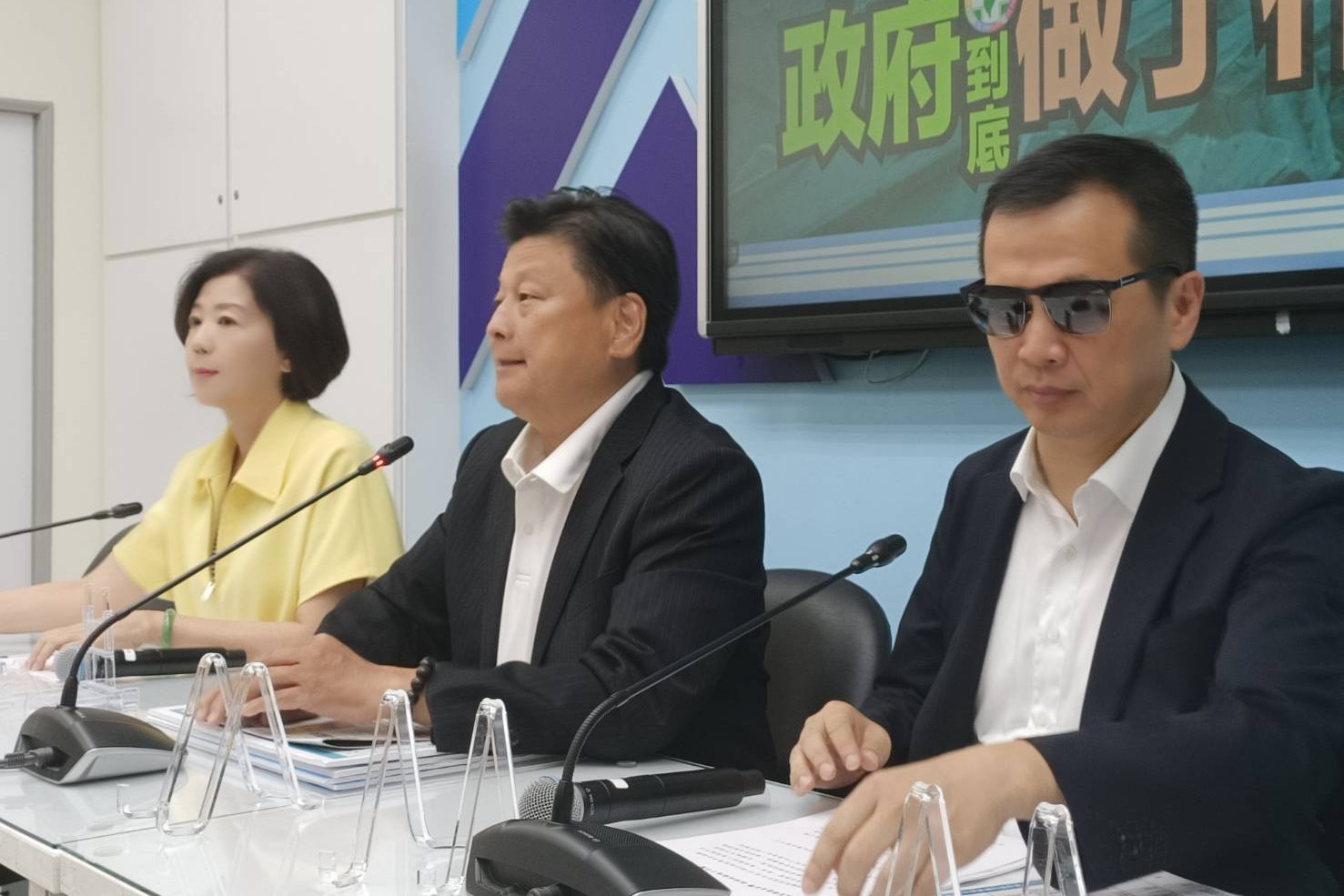 藍營籲政院快提出《丹娜絲重建特別條例》：不需等一個月冷凍期