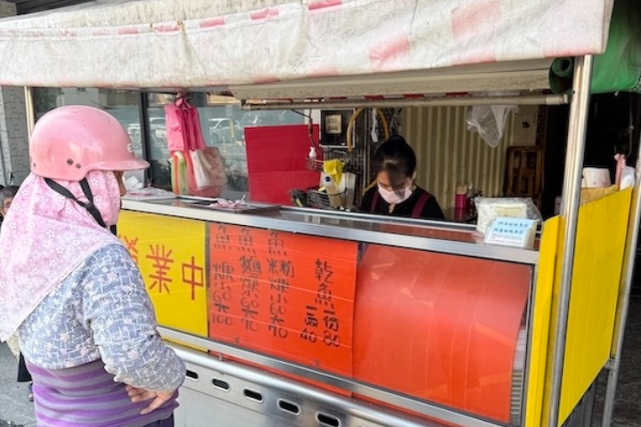 消費者信心跌至兩年新低！物價上漲、關稅陰影壓民眾荷包