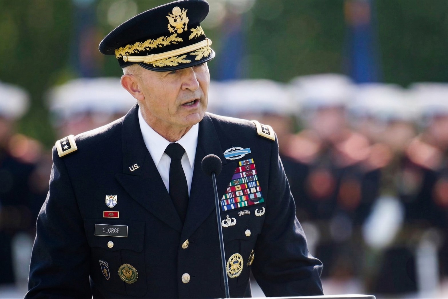 【伊朗危機】對伊朗戰爭關鍵期　美防長赫格塞斯突撤換陸軍最高首長