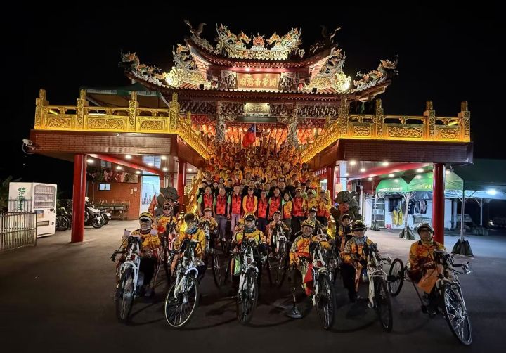 從新竹新豐文財福德宮到三峽廣行宮  騎行隊車行近百公里  貫穿七座關帝廟