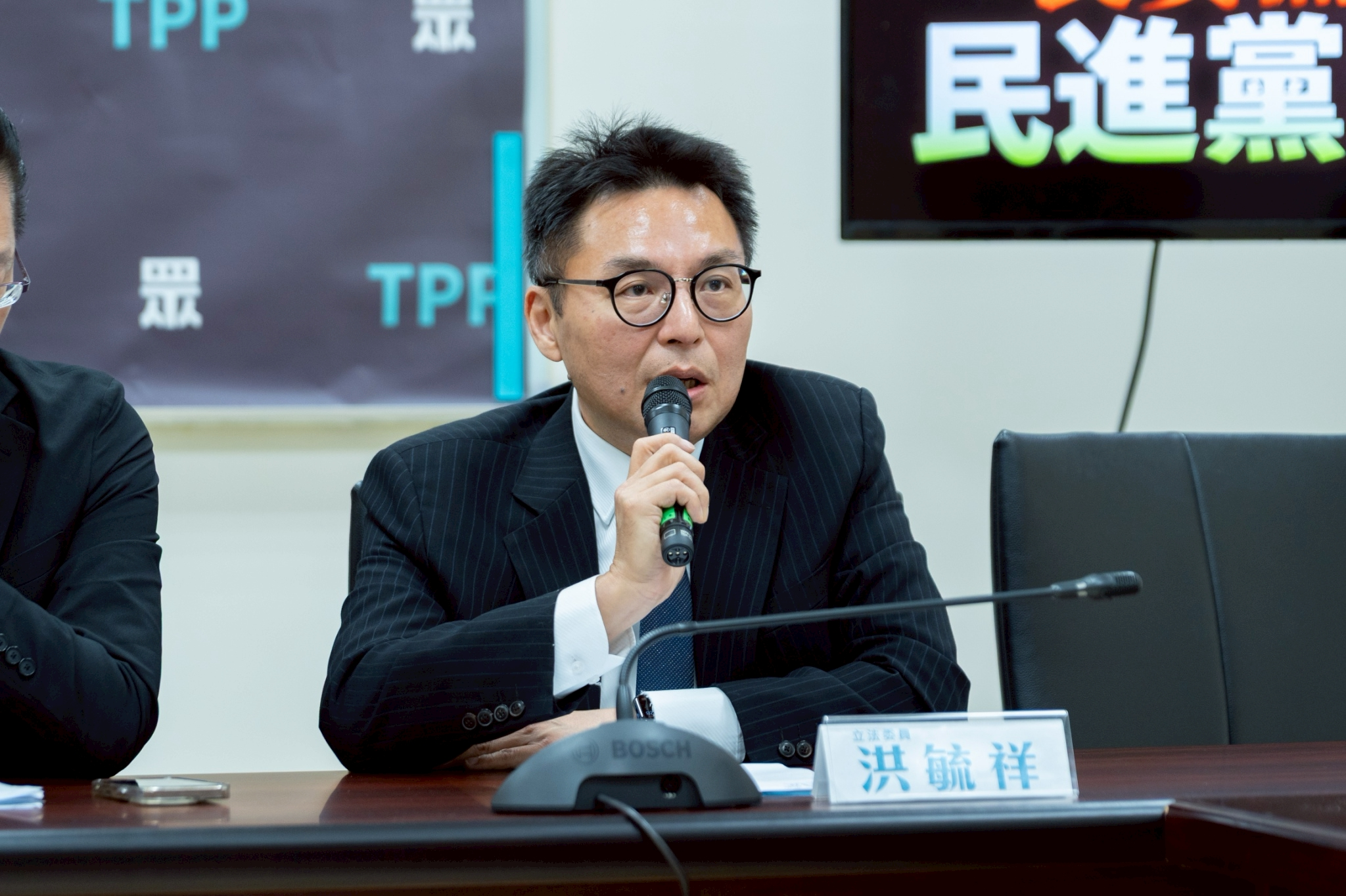 立院二度聯席審「無人機條例」　民眾黨喊話綠營莫程序杯葛 