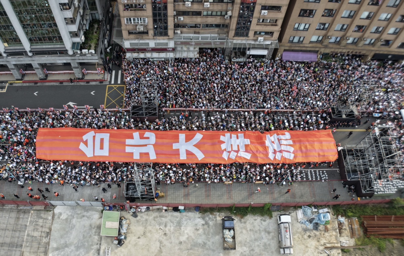 李恕權預告年底返台投票　粉專重砲批：離台遙遠卻高調指導