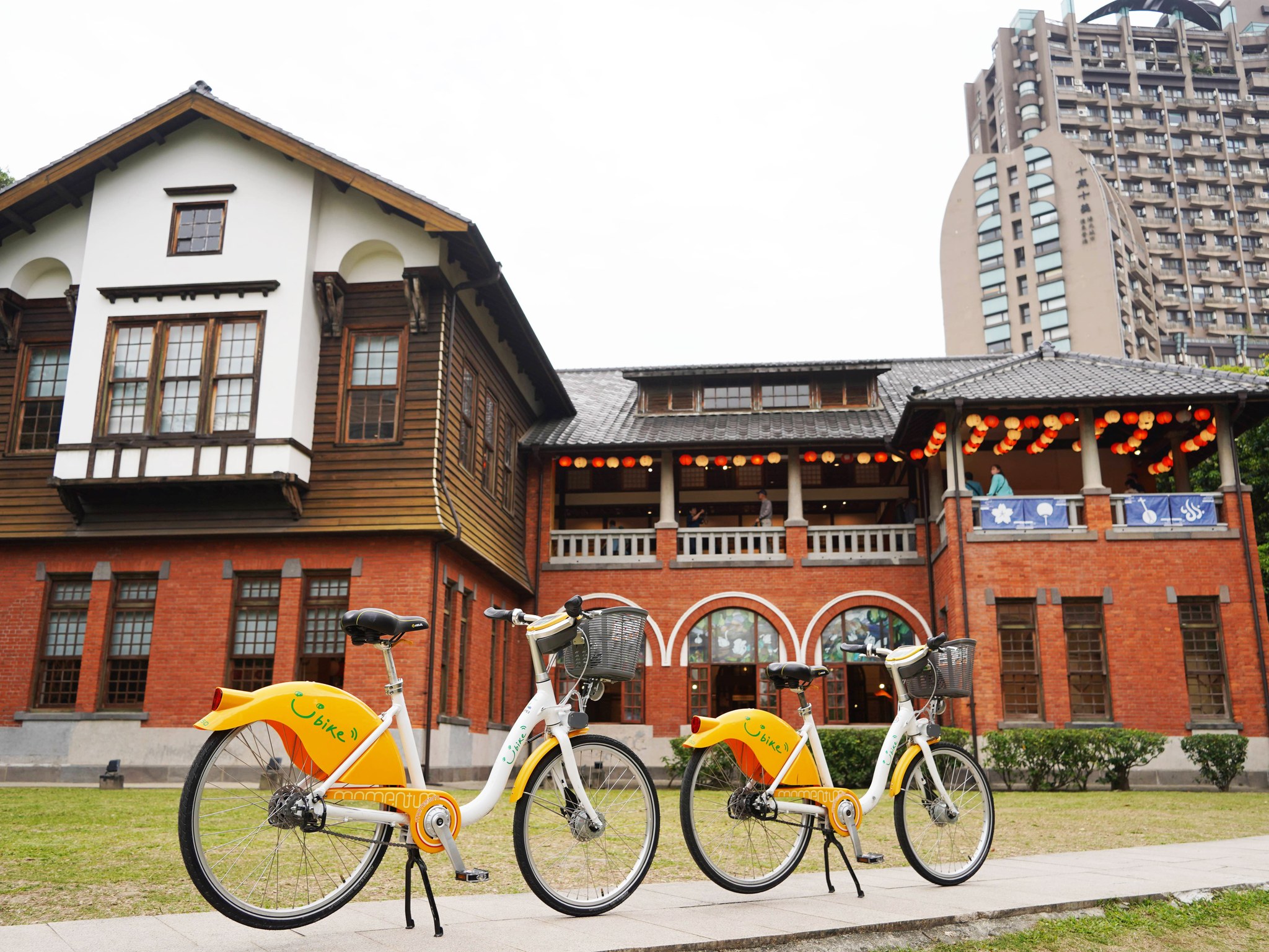 全台YouBike 11日發生系統當機，交通局以造成重大公共利益損害對微笑單車公司加重罰款10萬元。圖/取自YouBike大台北粉絲團臉書