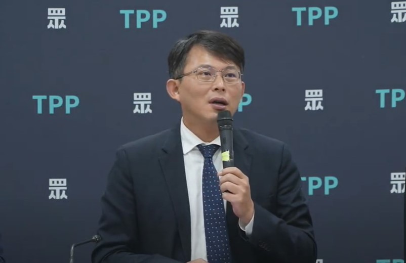 藍綠兩黨在「中國」、「大陸」、「我國」、「台灣」這些字面上錙銖必較，立委黃國昌表示，包容多元不同價值是台灣最珍貴的價值。圖/記者林睿康攝