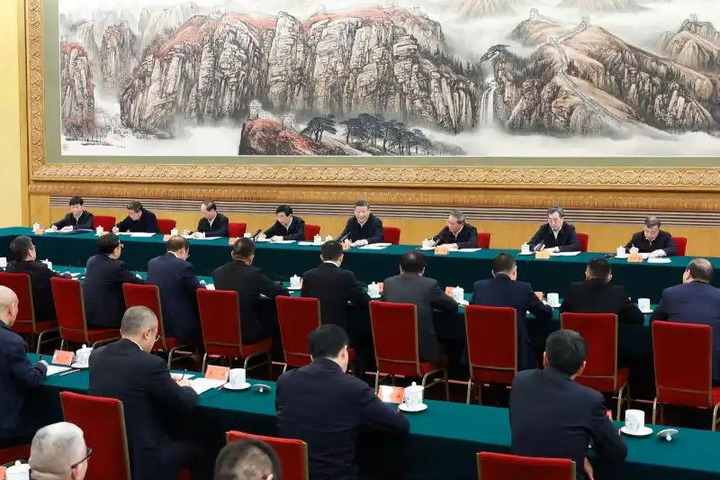 中共總書記習近平周一（17日）上午在北京出席民營企業座談會。圖/取自百度