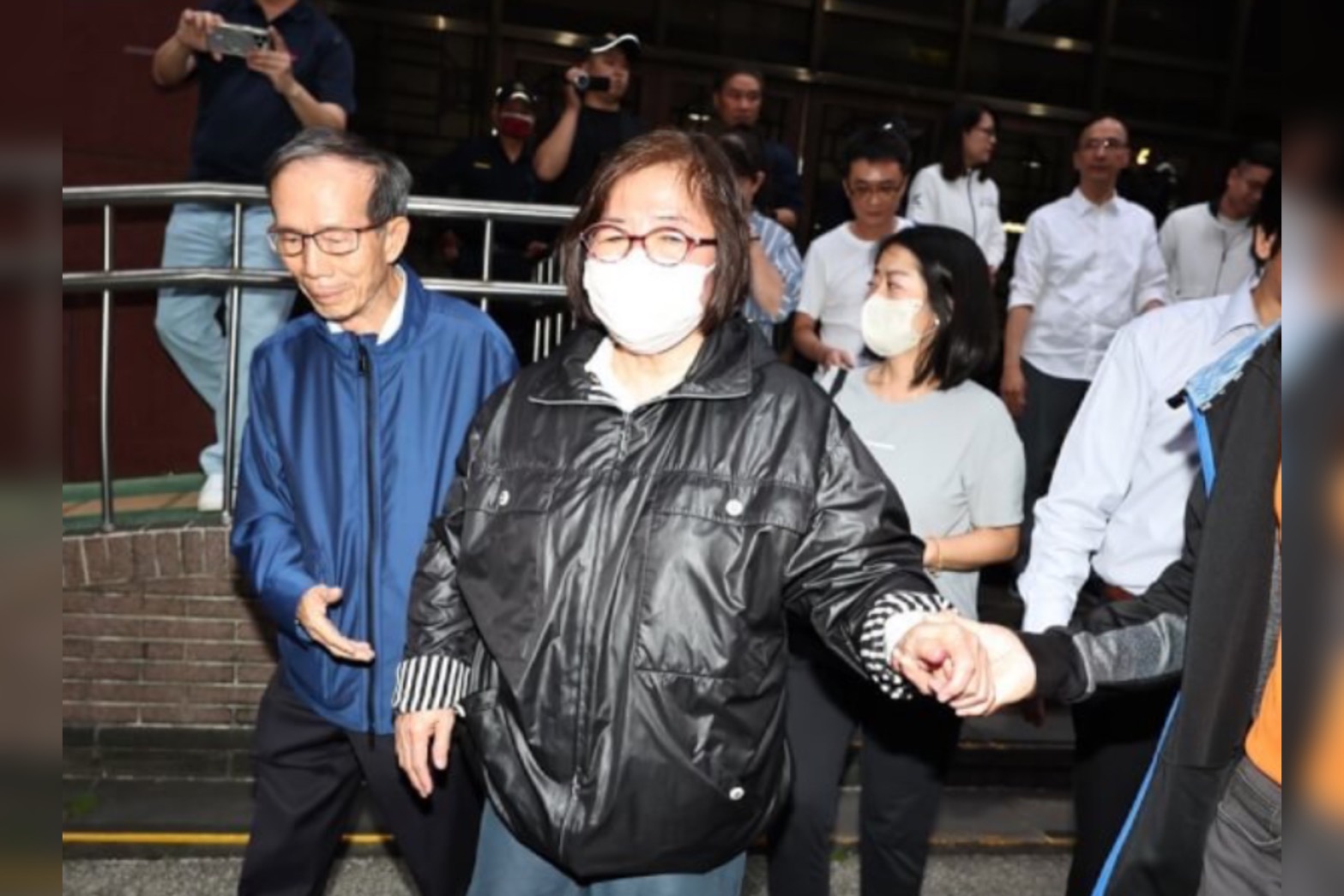 「偽造連署書」案延燒 國民黨六地黨部被搜 12人遭羈押禁見 