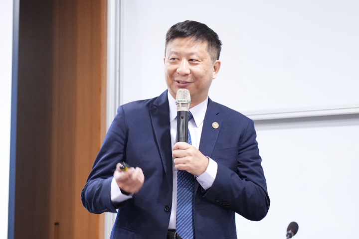 台海危機美國願意出手？揭仲：川普可能選擇與北京交易