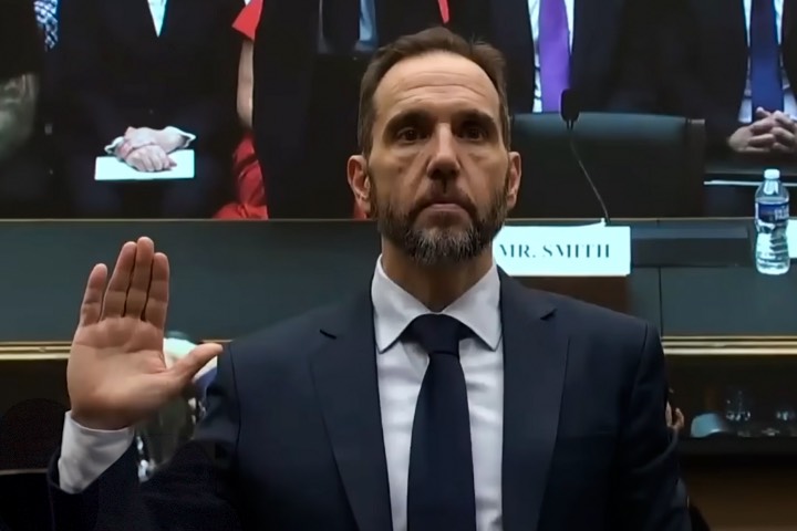 前特檢史密斯赴眾院作證：掌握關鍵證據起訴川普　證人「多到數不清」