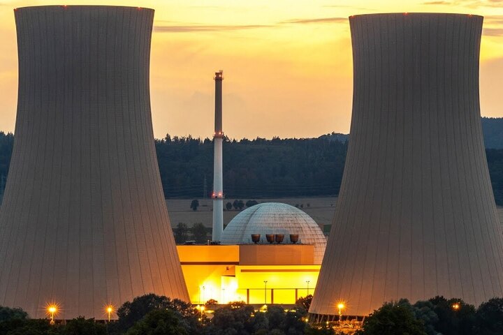 【川普亞洲行】力推核能復興 美政府簽2.4兆元核電協議支持AI部署