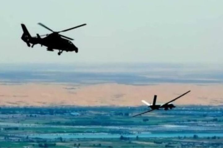 直-19與無人機首度公開近距離編隊　陸探索「有人機＋無人機」協同作戰