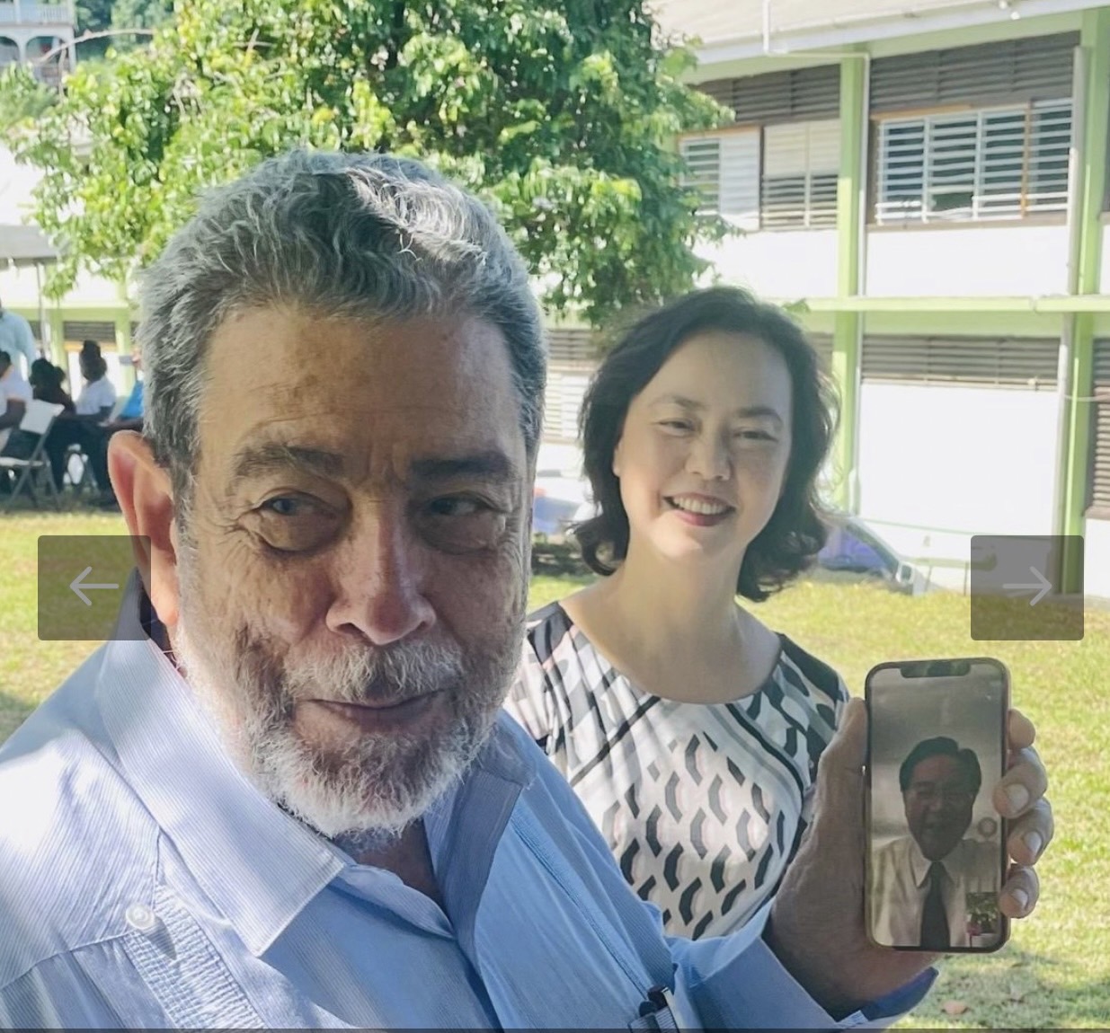 聖文森總理龔薩福和外交部長吳釗燮視訊通話，強調台聖邦誼穩固。圖/取自外交部官網