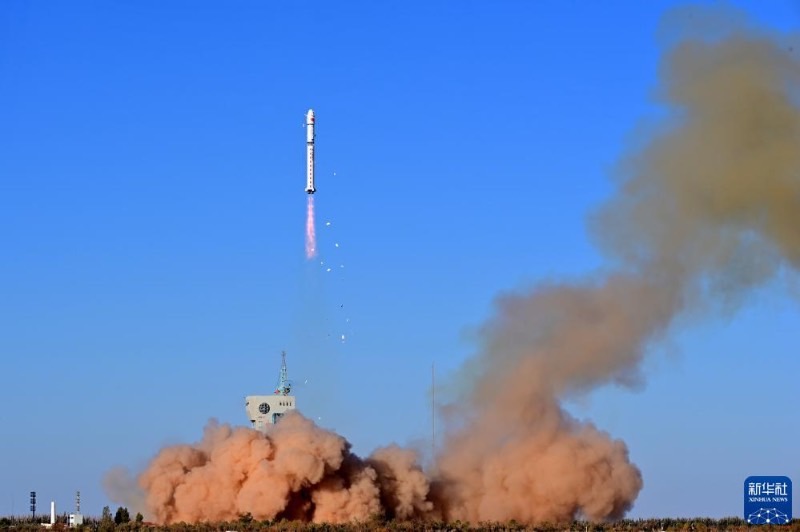 大陸長征二號丁運載火箭,成功發射升空,衛星順利進入預定軌道(資料圖)。圖/取自新華社