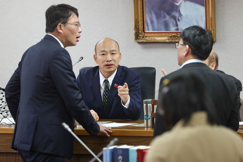 立法院長韓國瑜就總預召開朝野協商。圖／中央社