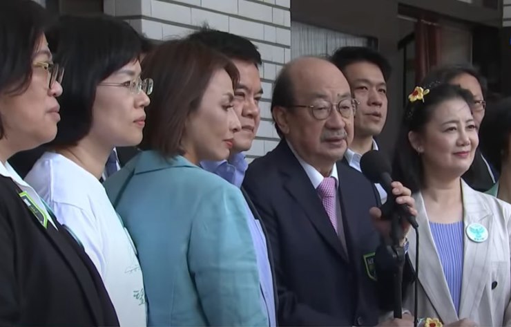 國會改革五法覆議失敗，民進黨團總召柯建銘：總統公告後會提釋憲及緊急處分。圖/林睿康攝