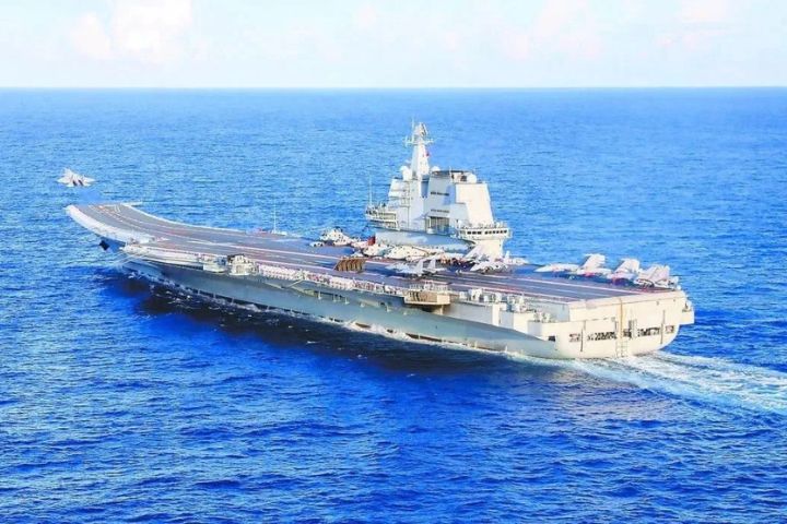 日媒推測：遼寧、山東艦在日本附近海域演習「迎擊」美航母