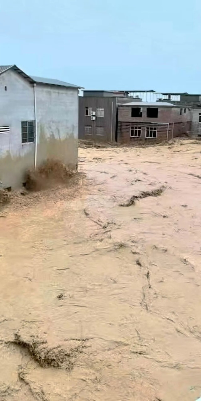 圖為雲表水庫決堤後,下游多條村屯遭遇嚴重洪澇災害。圖/取自界面新聞