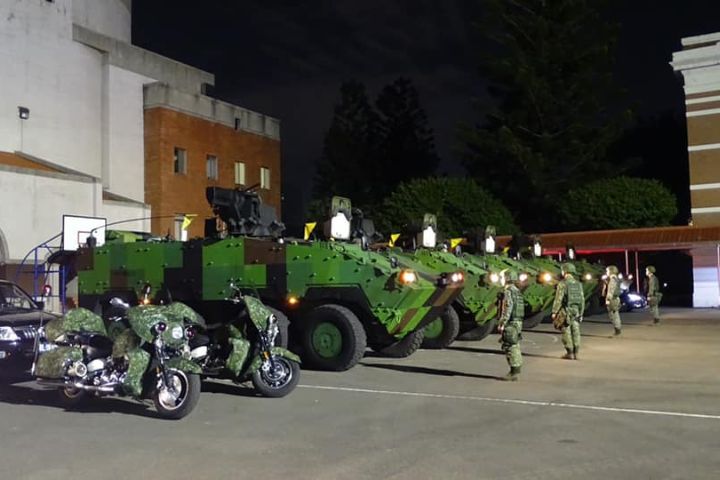 憲兵裝步第239營第2連，日前執行夜間戰備任務訓練。圖/取自中華民國憲兵指揮部臉書