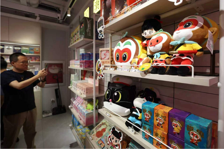 大陸國貨強勢逆襲！從汽車到3C全面「平替」　外資品牌節節敗退