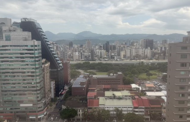 中信房屋七月不動產交易變化