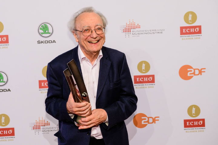 獨樹一幟的華麗音樂家 鋼琴傳奇布蘭德爾94歲辭世