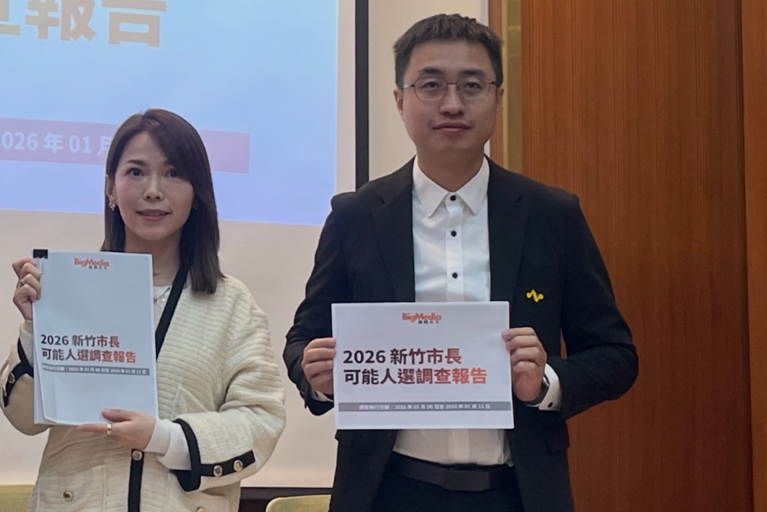 民調會上點名黃國昌手伸進媒體　陳智菡嗆時力秘書長「潑髒水」　籲勿成雙標黨