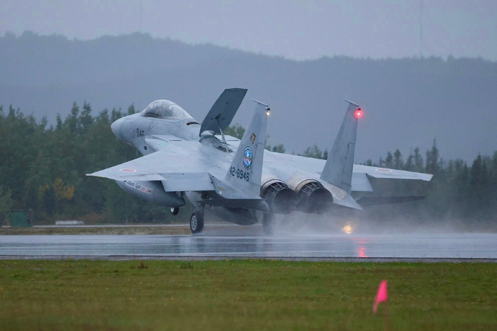 中國殲-15雷達鎖定日F-15　美國打破沉默首度發聲明挺日本