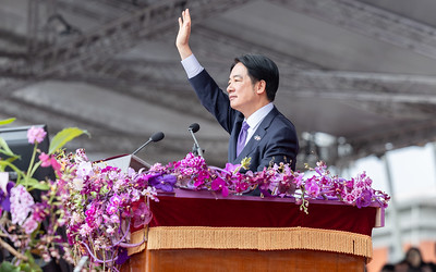 總統賴清德由原本站在台灣主權地位的「新兩國論」,回到中華民國台灣的「兩國論」,言論相較以前有所改善。圖/取自總統府flickr