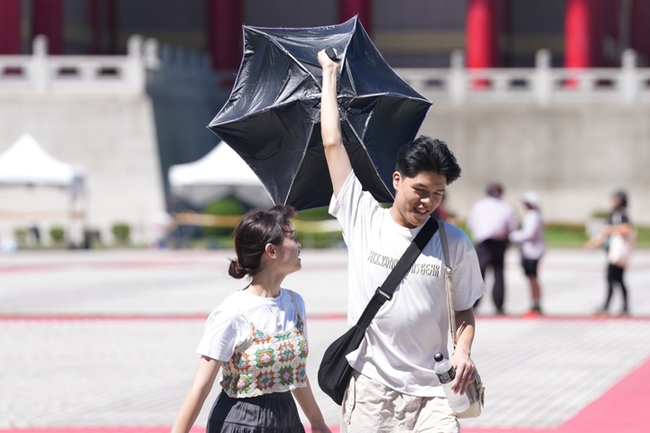 太平洋高壓持續增強　多雲到晴午後雷陣雨