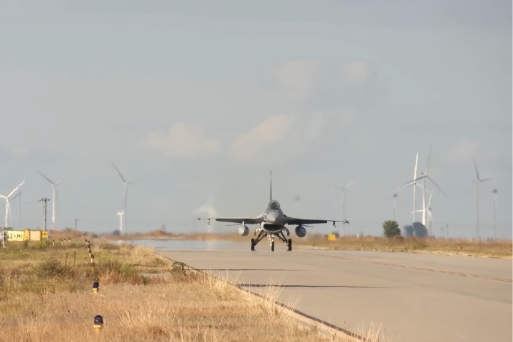 俄無人機又闖北約東翼　羅馬尼亞急派F-16升空攔截