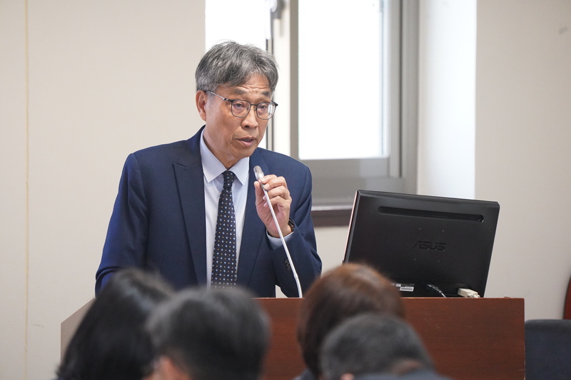 立法院經濟委員會17日邀請農業部長陳駿季專題報告「農業部對於立法院決議提高公糧收購價格之評估與執行方案」並備質詢。圖／中央社