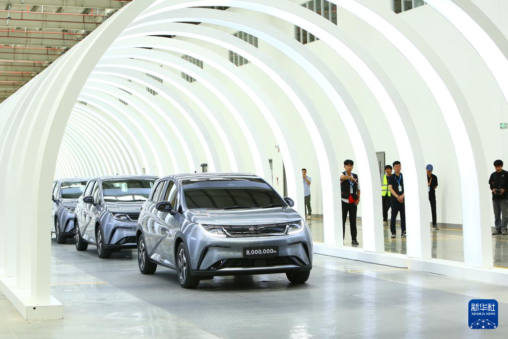 電動車成為汽車科技的未來主流，中國大陸掌握許多關鍵技術。圖/取自新華社