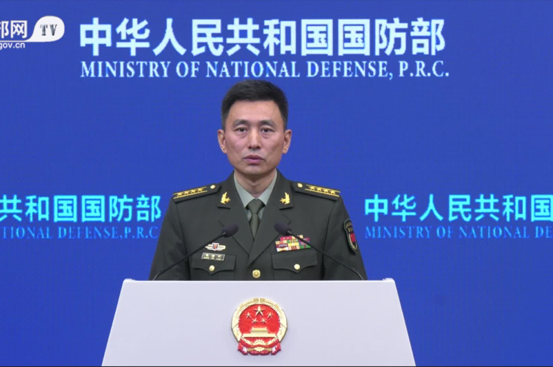 國防部新聞發言人張曉剛大校10月17日下午宣布，開除中央軍委副主席何衛東等9名將領黨籍軍籍。圖/取自大陸國防部