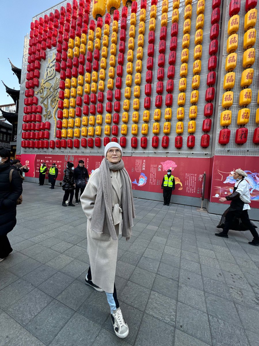 馬斯克母親梅耶·馬斯克（Maye Musk）2月3日在自己社交平台X分享最新一次中國行的相片。圖/取梅耶X