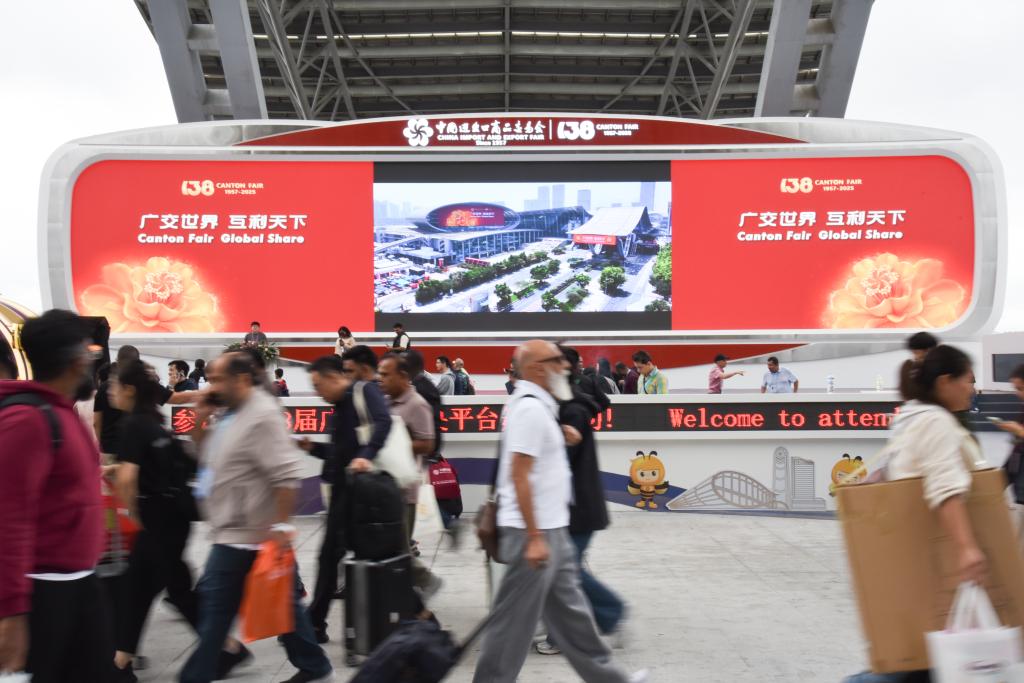 【兩會焦點】中東客商大退房    3月上海消費電子展、4月廣交會慘了