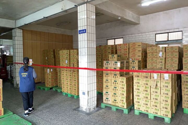 菜䔕餅等商品疑含蘇丹紅，苗縣追查要求回收 。圖/取自中央社