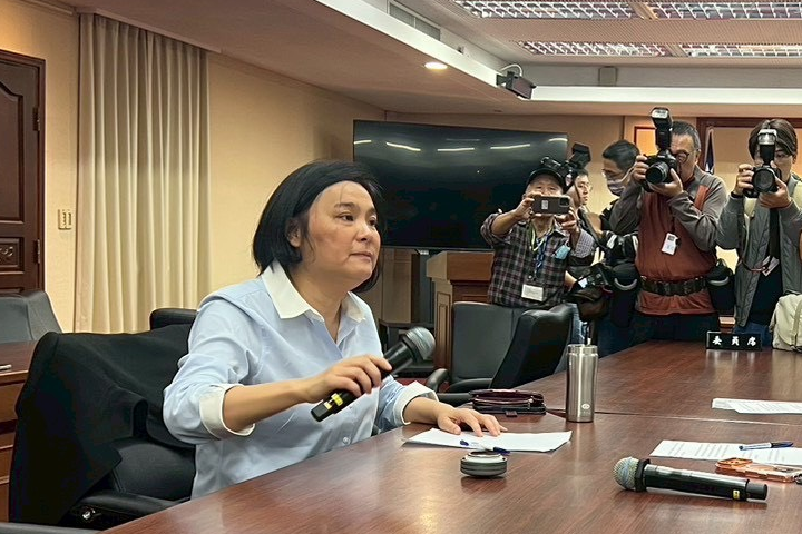 【有片】與助理工會達三點共識　陳玉珍承諾：整合工會版本付委審查