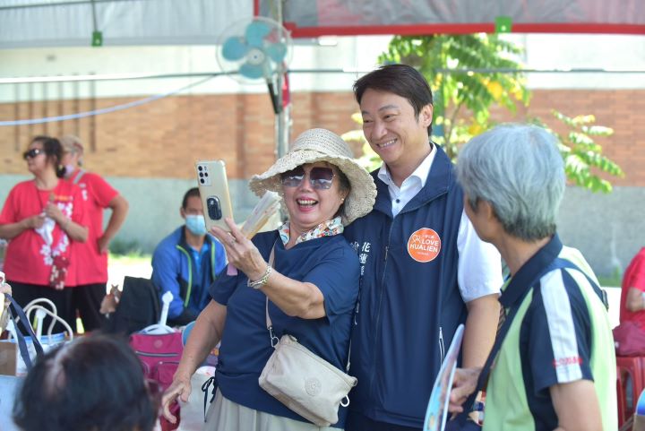 魏嘉賢表示花蓮長期是多元族群共生的城市，其中客家與原住民族在百年互動中彼此影響，逐漸發展出「原中有客、客中有原」的生活樣貌。圖/魏嘉賢辦公室提供