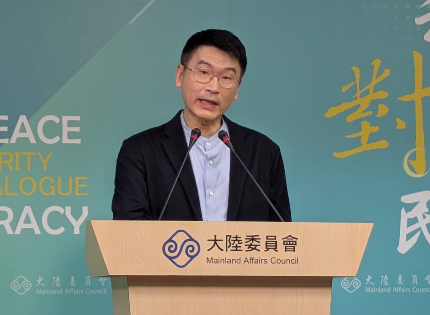 陸委會副主委梁文傑11日宣布，政府同意上海訪團來台參加雙城論壇。圖/高陸攝