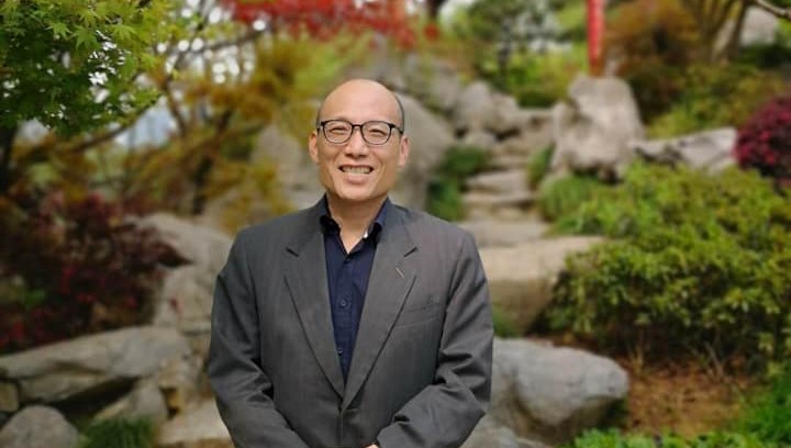 嘉義大學應用歷史系教授吳昆財開出第一槍，拒簽「沒有大陸身分證」具結書，並表示賴政府下一步是否要針對台胞證開刀？圖/取自吳昆財