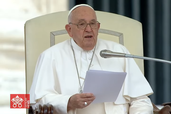 教宗方濟各在周三的例行覲見發表談話。圖/取自Vatican News官方《YouTube》頻道