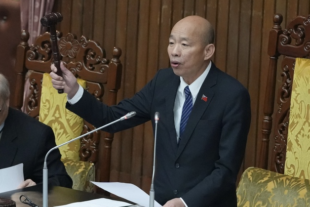 防17名受刑人集體獲釋   立院三讀《刑法》修正案