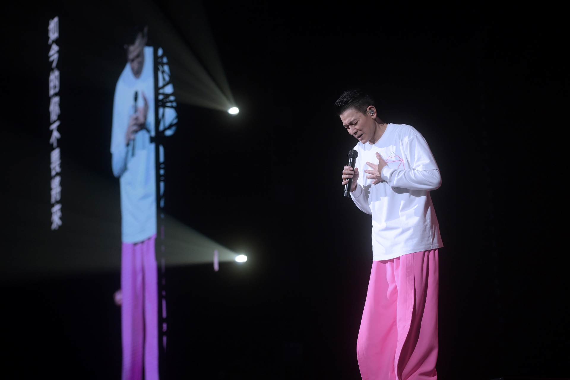 劉德華台北小巨蛋演唱會昨晚圓滿落幕，他也在最後一場演唱會上終於忍不住落淚。圖/超級圓頂、台灣映藝提供
