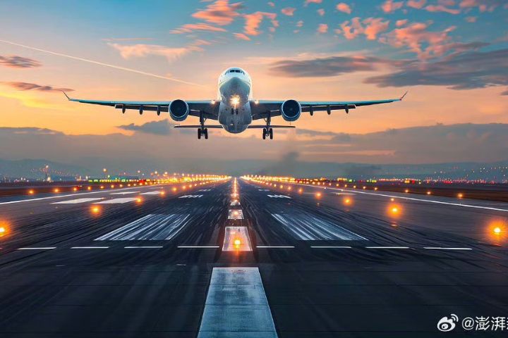 上海已擁有浦東、虹橋兩大國際機場，2024年旅客吞吐量合計約1.24億人次，位居大陸首位。圖/取自澎派新聞微博