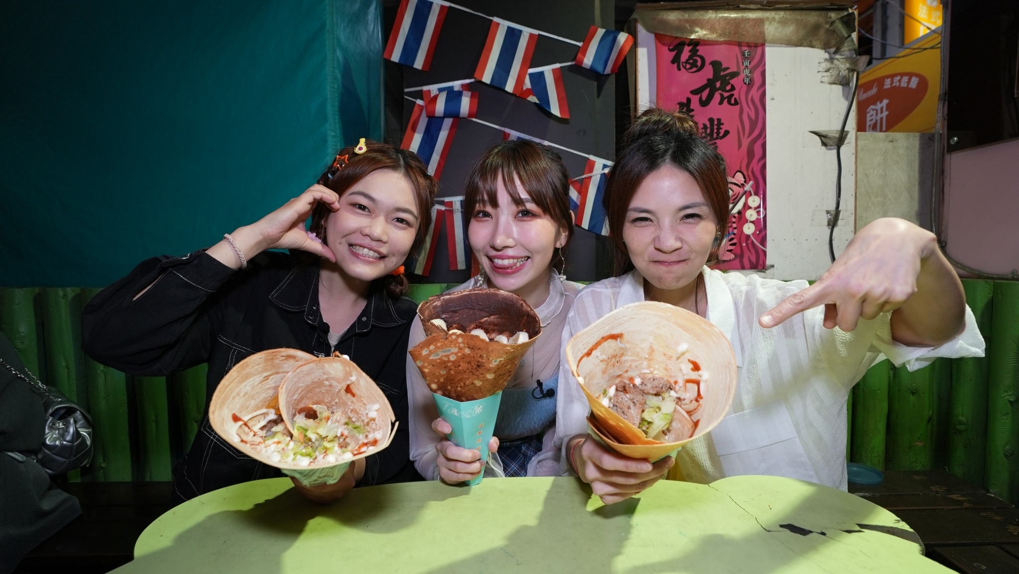 大胃王小慧（左起）、藤井麻由、邵阿咩 今晚開直播挑戰。圖/緯來電視網提供