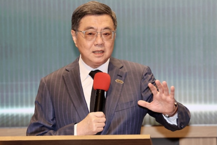 行政院長卓榮泰（圖）的薪水被凍結。圖/中央社
